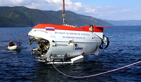 俄造出可深潜1.4万米无人潜水器 或催生新科学奇迹